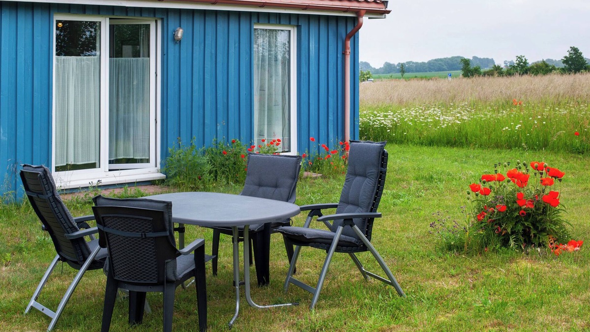 Meschendorf House | Holiday home "Möve ABA Bungalow 63" with private terrace and WLAN