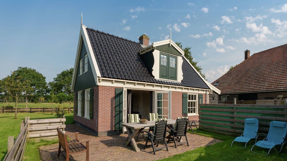 Wieringen House | Holiday Home near Lutjestrand Beach