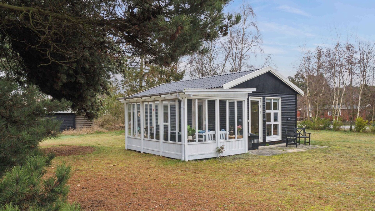 Gedesby House | Holiday home near beautiful white sandy beaches.