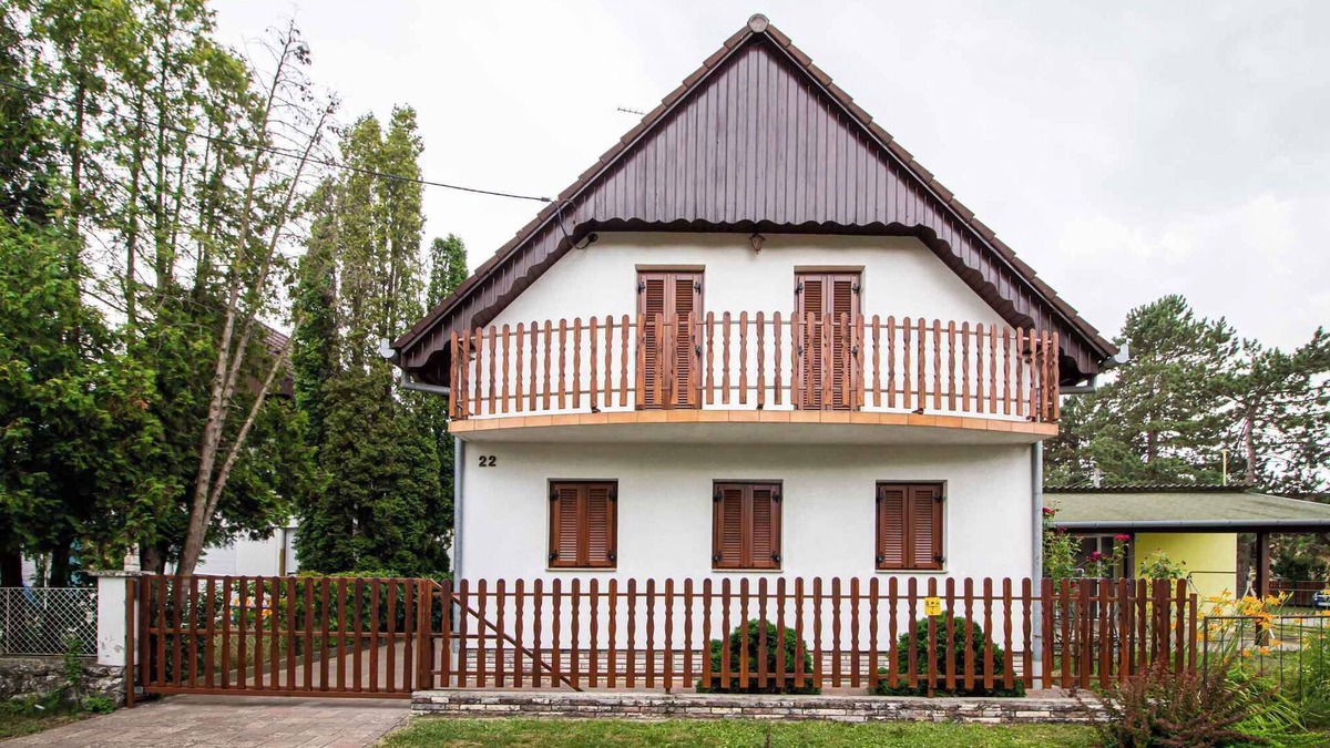 Harkany House | Holiday home near the thermal baths