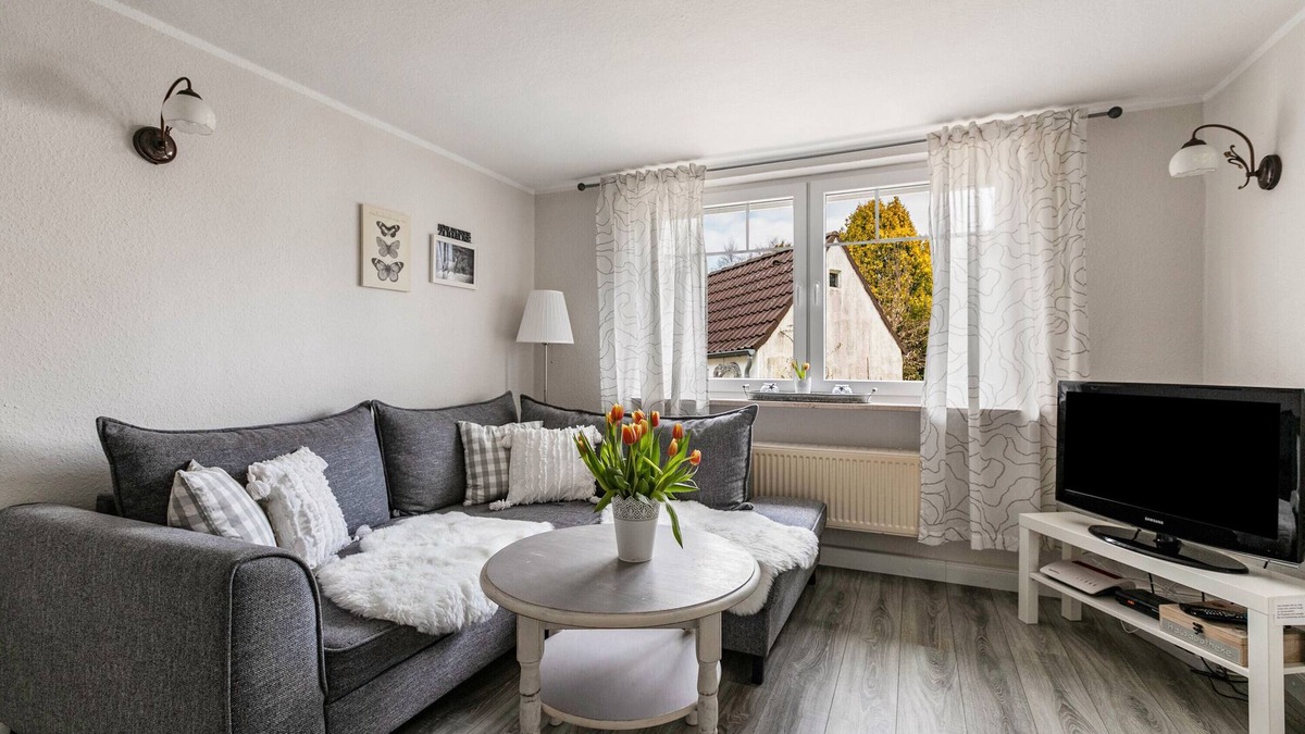Heide House | Holiday Home 'Nilsson' with Private Terrace, Private Garden and Wi-Fi