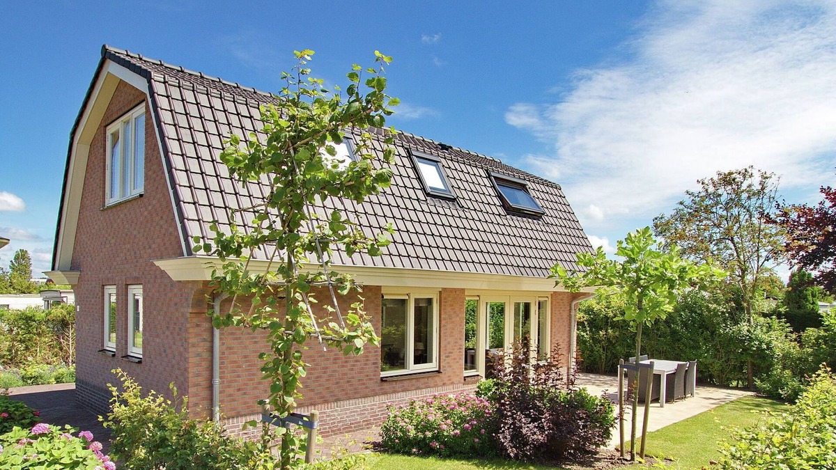 Municipality of Noordwijk House | Holiday Home in Noordwijk with Sunny Garden