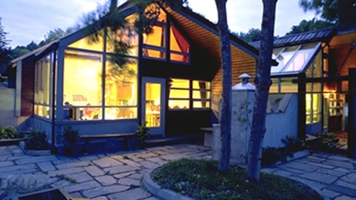 Oystese House | Holiday home on the Hardangerfjord (Nesvika 1)