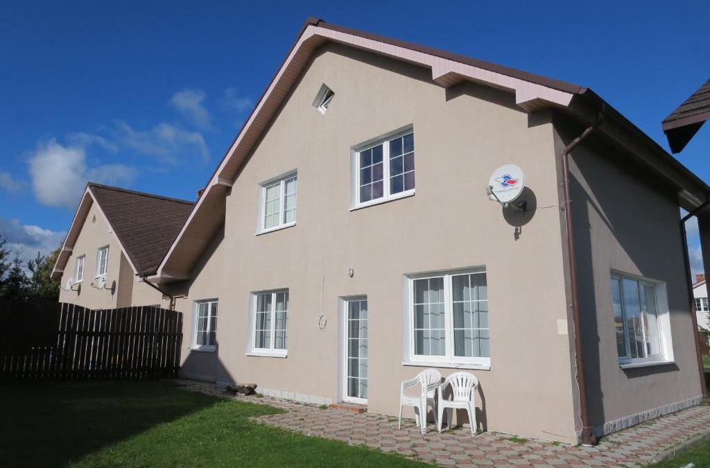 Zaostrovye House | Holiday home on Tsvetochnaya 4