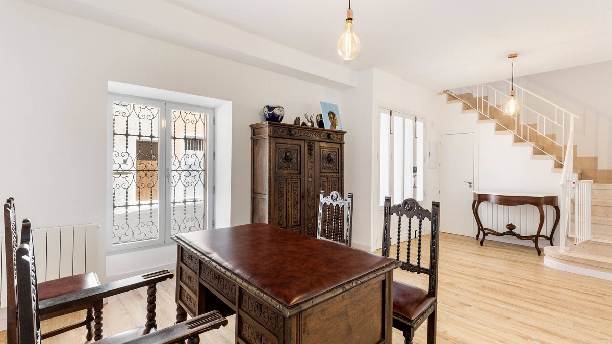Cehegin House | Holiday Home 'Parraga' with Mountain View, Private Terrace and Balcony