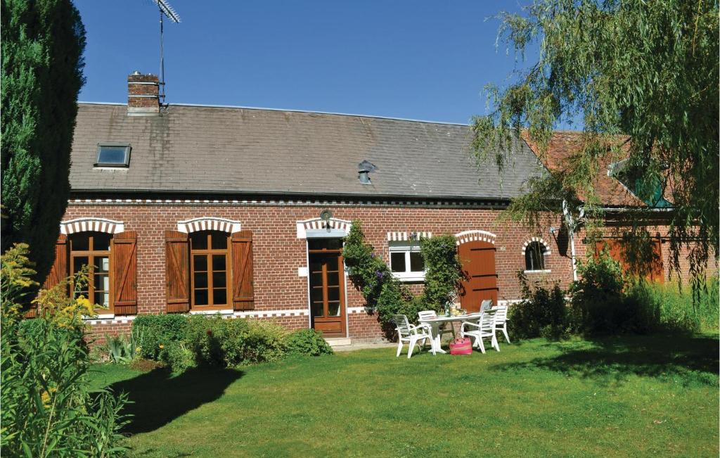 Famechon House | Holiday Home Pas En Artois Rue Principale