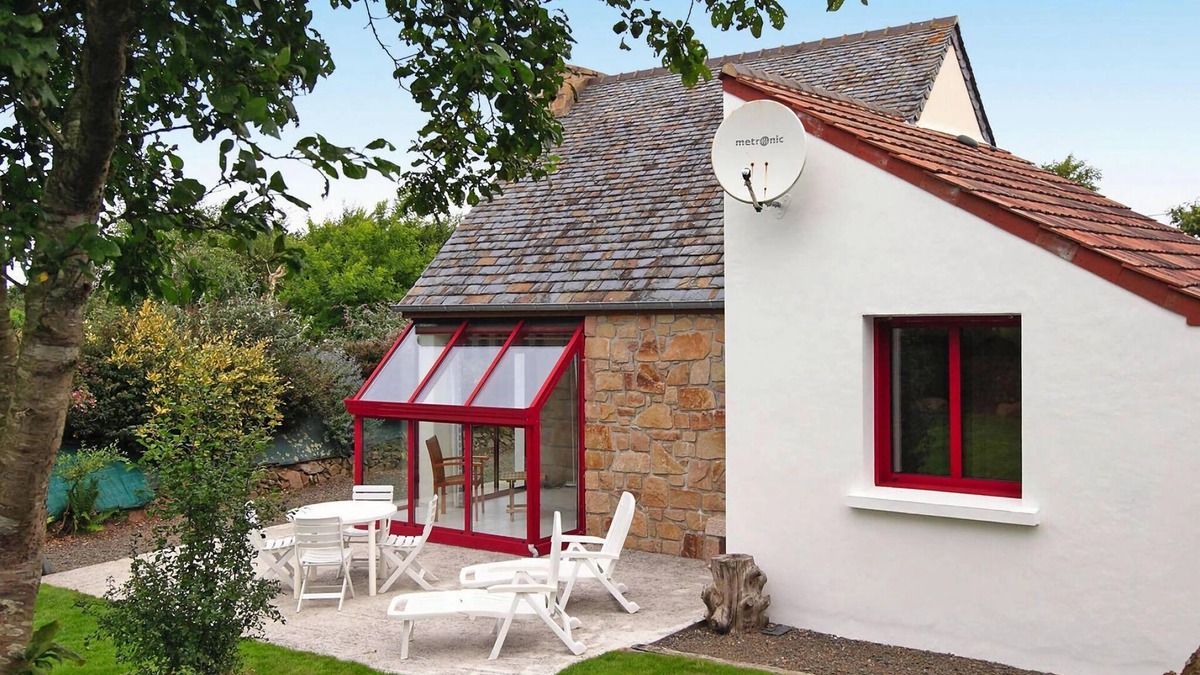 Perros-Guirec House | Holiday Home Perros-Guirec Pink Granite Coast