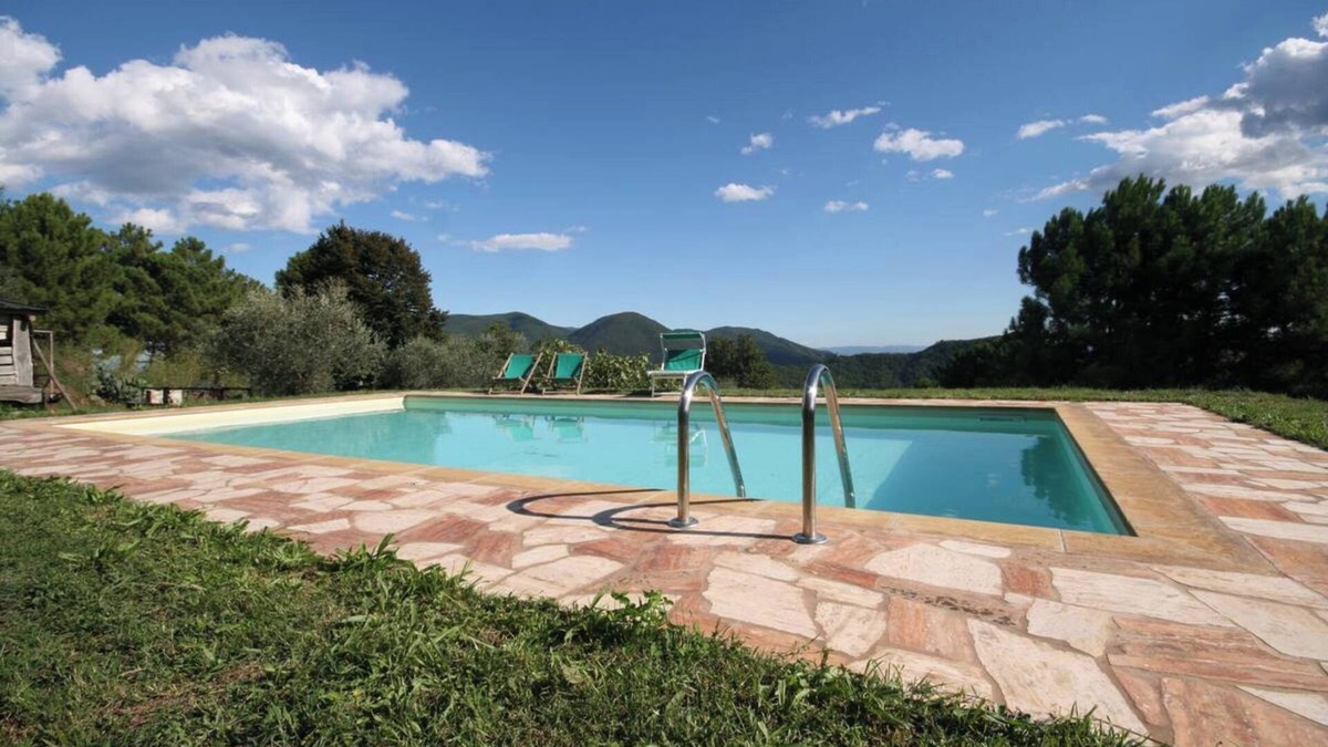 Vicopelago House | Holiday Home 'Podere Al Basso' with Private Pool, Private Garden and Wi-Fi