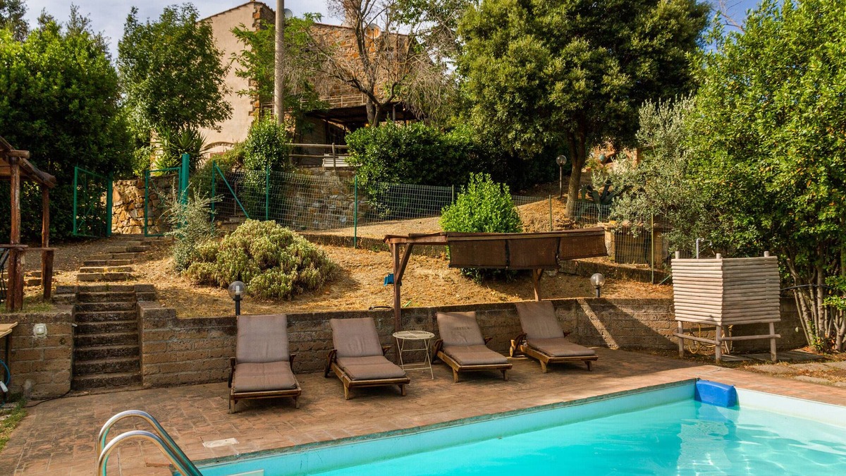 Roccastrada House | Holiday Home 'Quercia Grossa' with Private Pool, Private Terrace and Wi-Fi