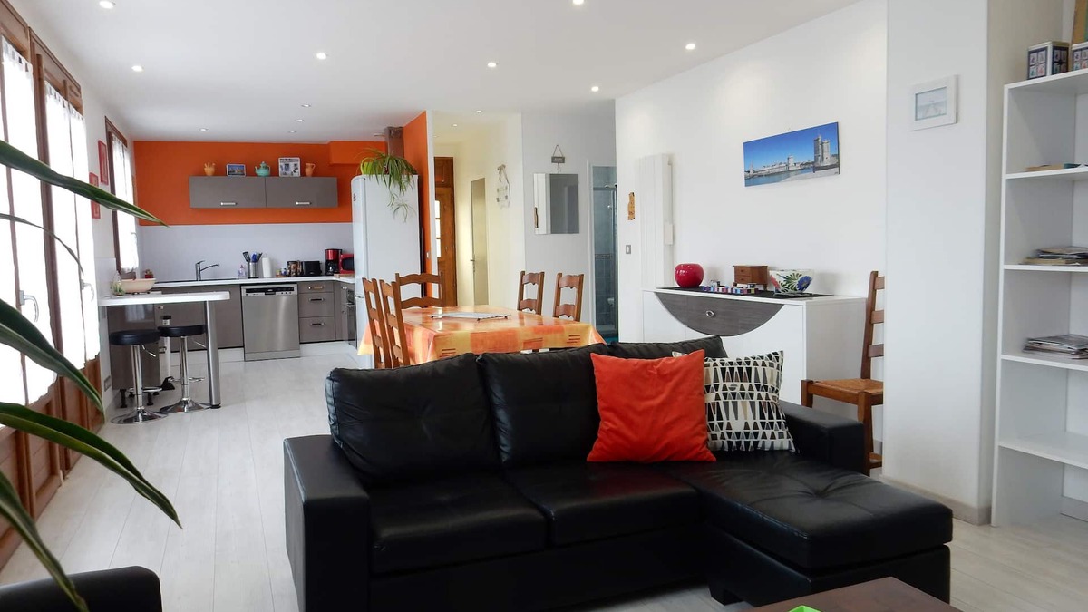 Perigny House | Holiday Home Rental -6 people- 3 * La Rochelle/Périgny