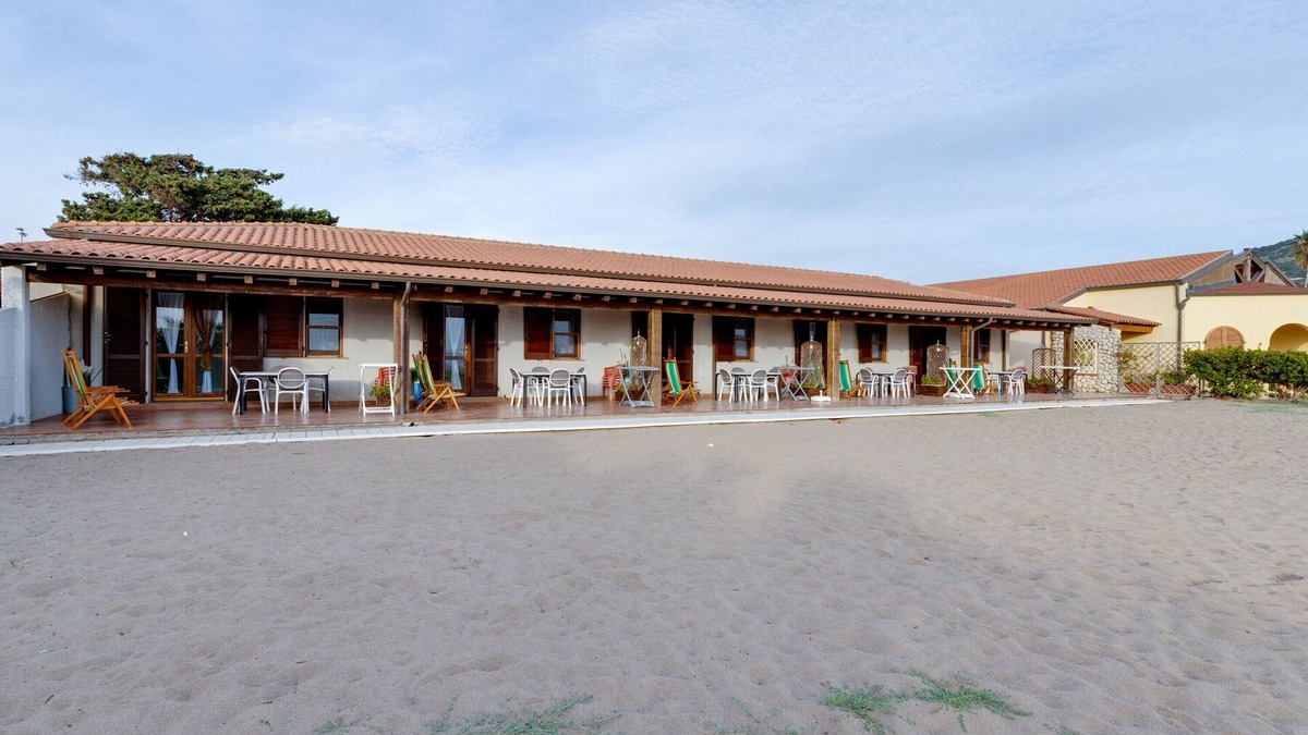 Bosa Marina House | Holiday Home ‘Residenza Solemar - App 11’ with Sea View
