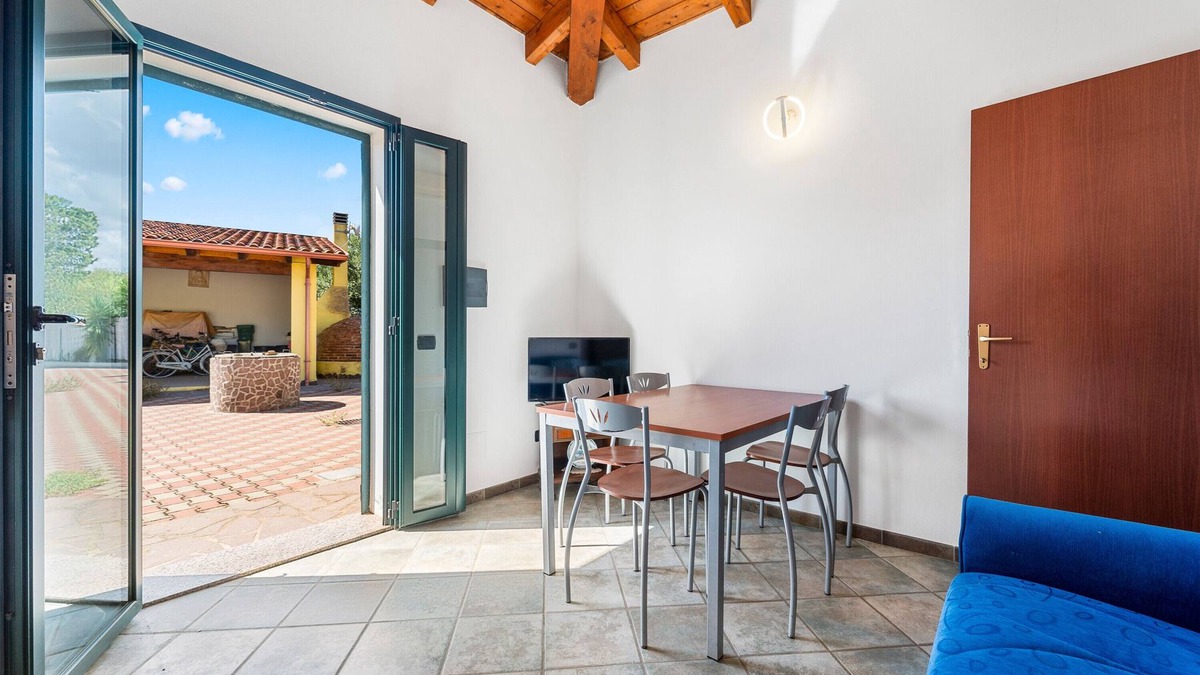Masainas House | Holiday Home Residence Sulcis 2 with Shared Terrace & A/C