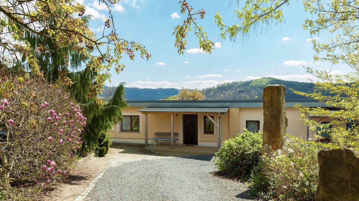 Mittelndorf House | Holiday home right in the heart of Saxon Switzerland with garden pool and amazing view