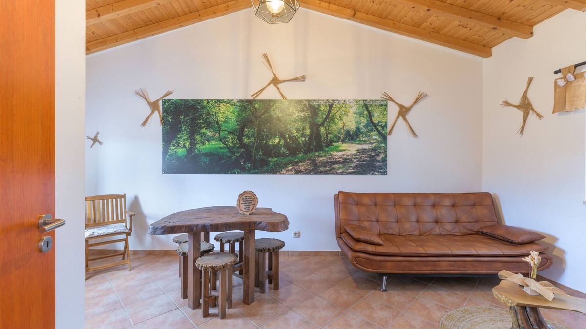 Sao Luis Apartment | Holiday Home 'Rita' with Mountain View, Wi-Fi and Air Conditioning