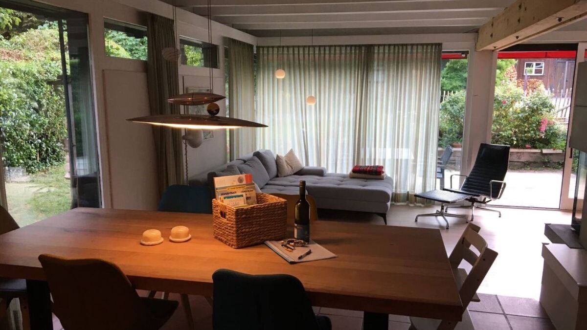 Bad Schachen House | Holiday Home 'Seehäusle' with Terrace, Garden & Wi-Fi