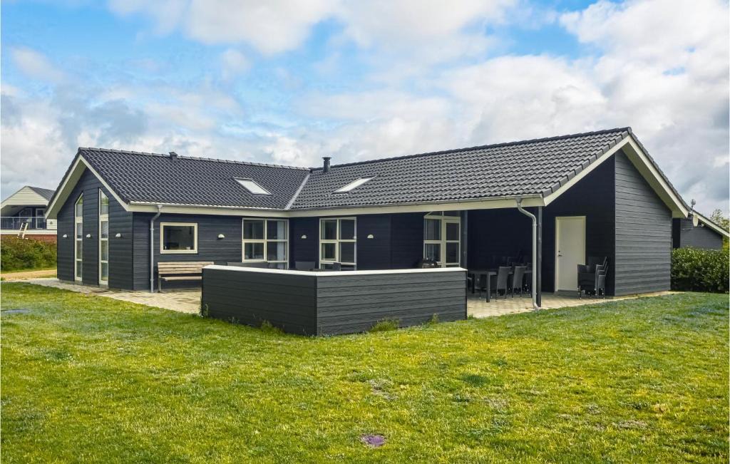 Skjern House | Holiday Home Skjern With Hot Tub Viii
