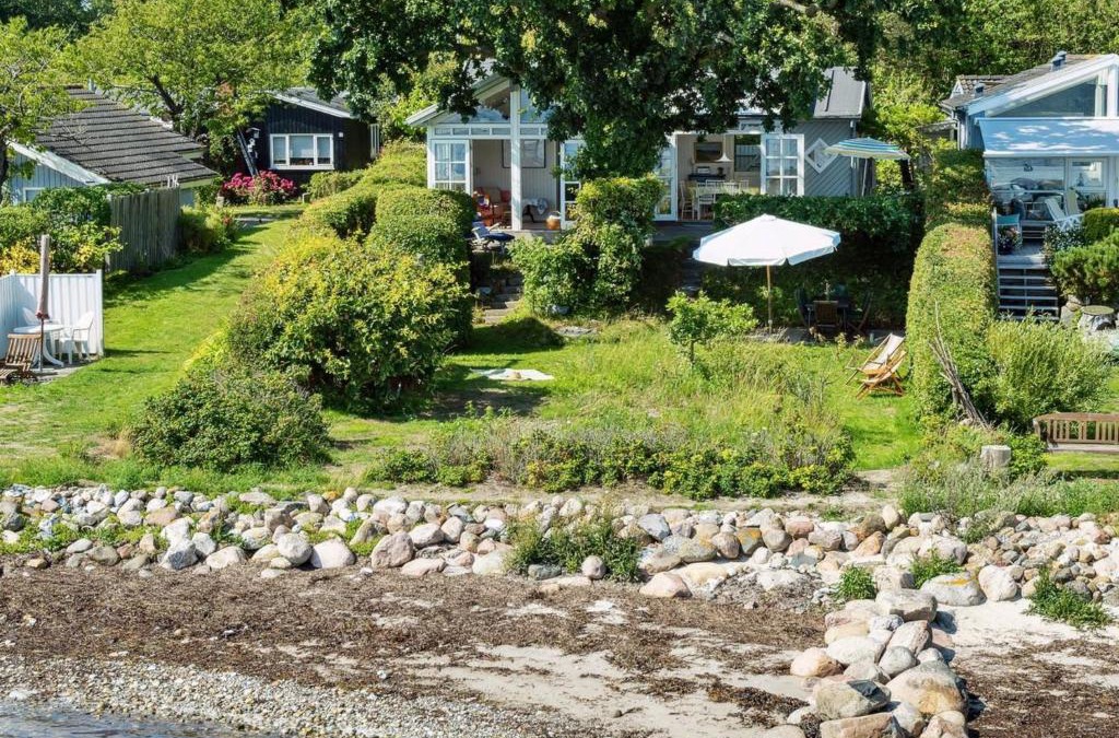 Thurø By House | Holiday Home Snari - 10m from the sea by Interhome