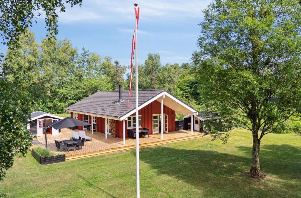 Nordost House | Holiday Home Tia - 1-4km from the sea by Interhome