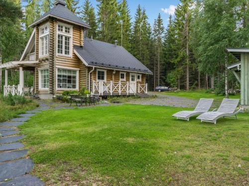 Hiukkajoki House | Holiday Home Torniniemi by Interhome