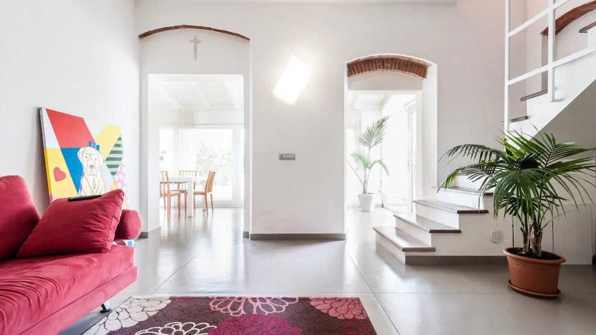 Vecchiano House | Holiday Home 'Tra Lucca, Pisa e Il Mare' with Private Terrace, Wi-Fi and Air Conditioning