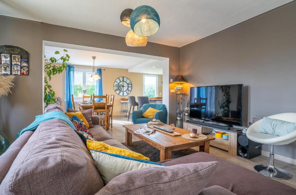 Tregueux House | Holiday Home Ty Manolo by Interhome