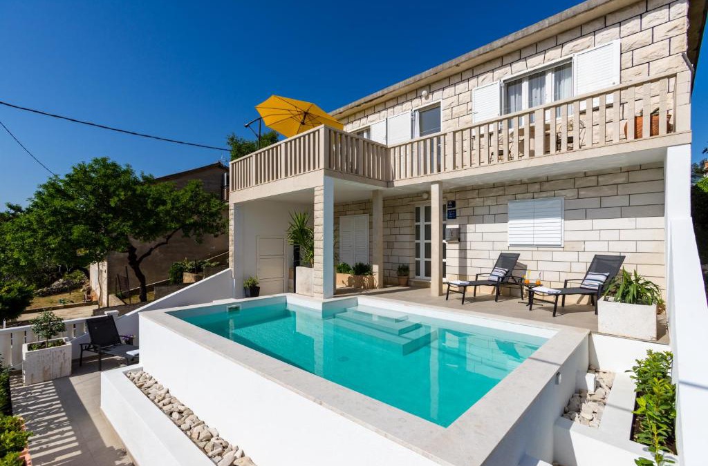 Povlja House | Holiday Home Vallis