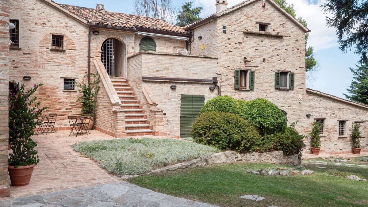 Mombaroccio House | Holiday Home Villagrande Adriatic Pool