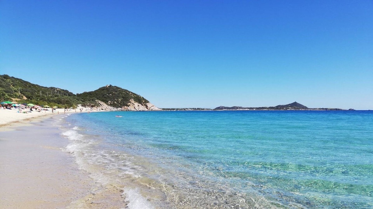 Villaggio Mandorli House | Holiday Home 'Villa Lurè - Villasimius' with Sea View, Private Terrace and Air Conditioning