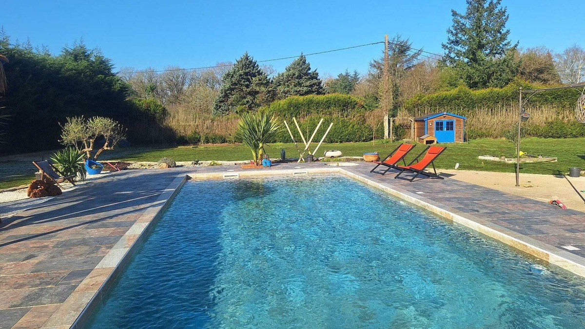 Laille House | Holiday Home 'Villa Pool Jacuzzi and Pétanque' with Pool, near La table du 6