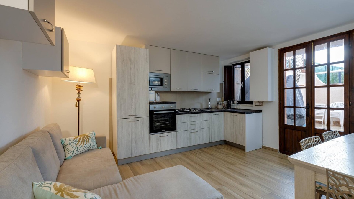 Capo Mannu House | Holiday Home 'Villa Stefania' close to the Beach with Garden & Wi-Fi