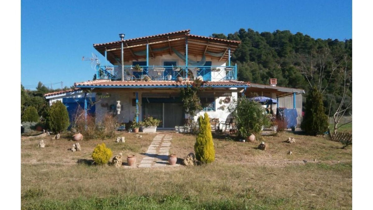 Lepreo House | Holiday Home 'Villa Tatiana Elaia Kyparissia' with Garden & Wi-Fi