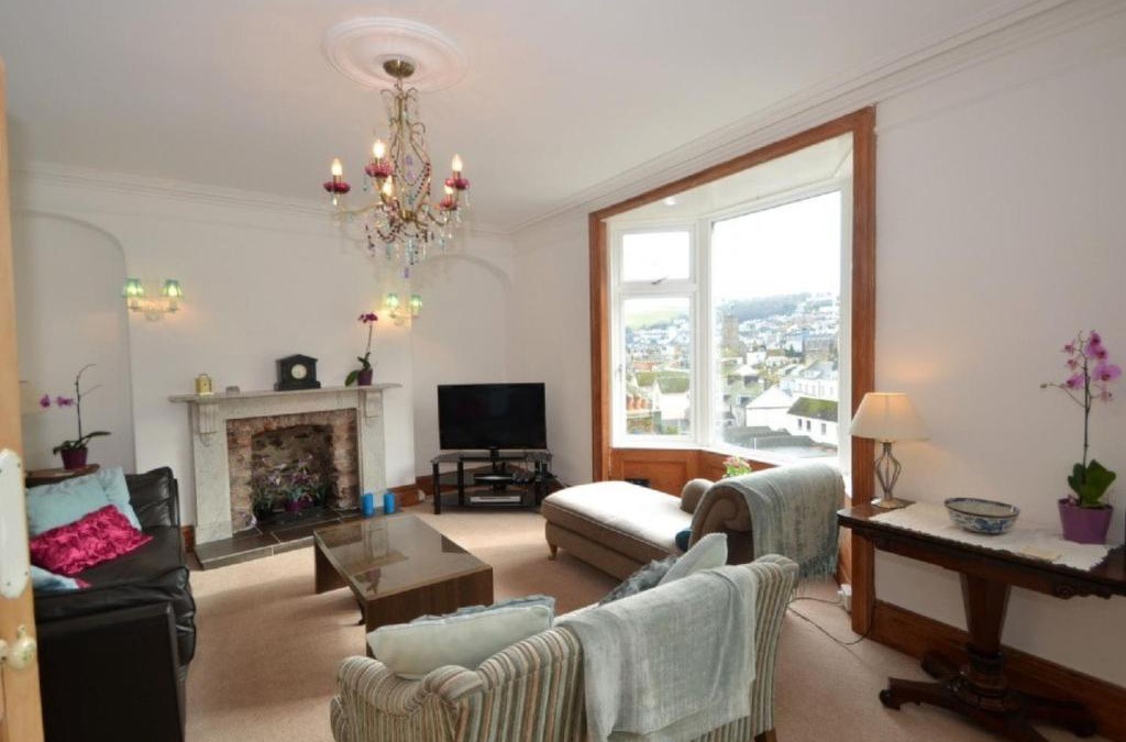Dartmouth House | Holiday Home Villam by Interhome