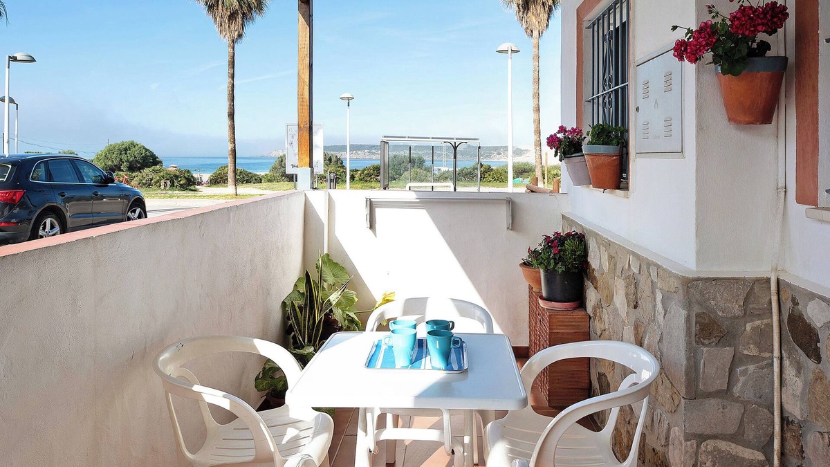 Bolonia House | Holiday Home "Vistas al Mar Bolonia" with Terrace & Wi-Fi