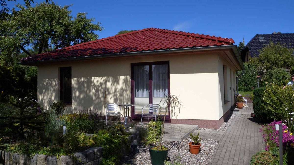 Bergen auf Ruegen House | Holiday home with terrace and garden