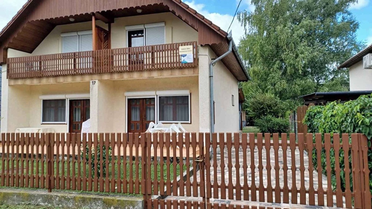 Balatonkeresztur House | Holiday home with modern equipment