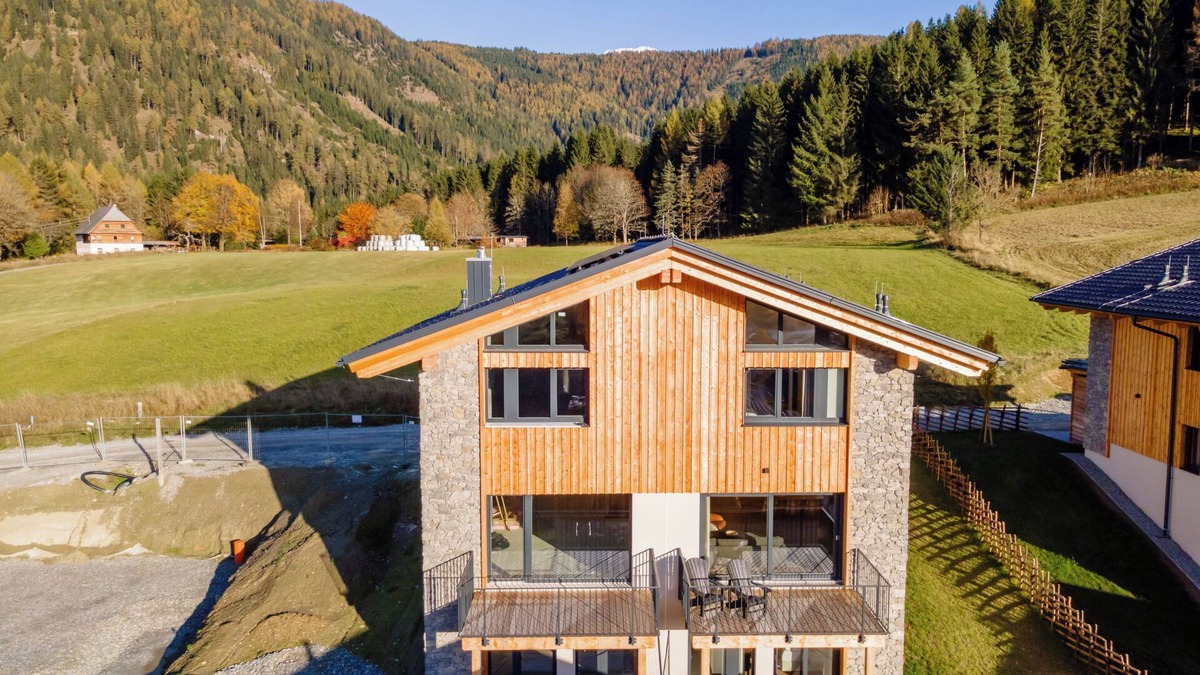 Sankt Lambrecht House | Holiday home with a sauna located on the slopes
