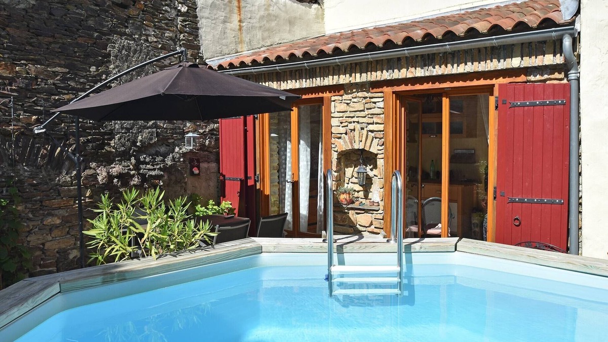 Cuxac-Cabardes House | Holiday home with pool in Cuxac-Cabardès
