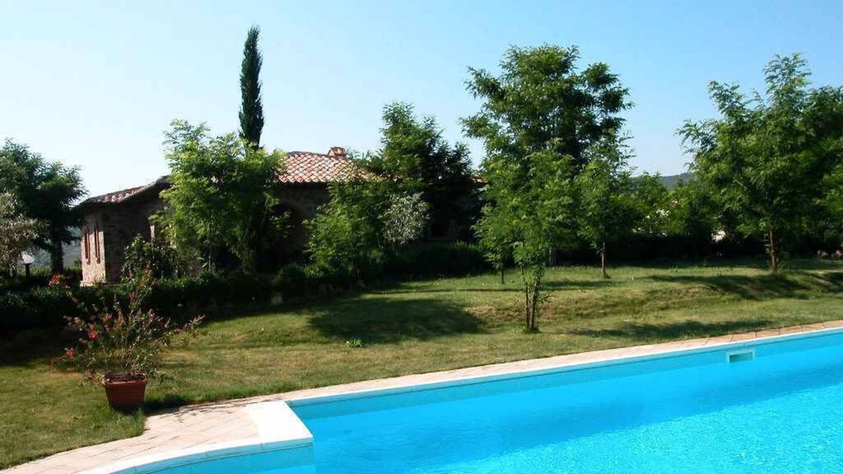 Montalcino House | Holiday home with air conditioning, pool and private garden