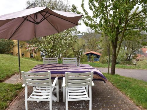 Varsberg House | Holiday home with beautiful view on the village