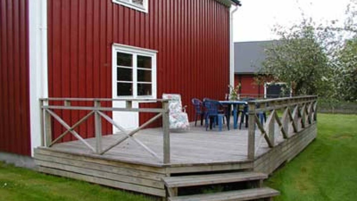 Lenhovda Ski Chalet | Holiday home with boat in the middle of the Swedish Crystal Empire