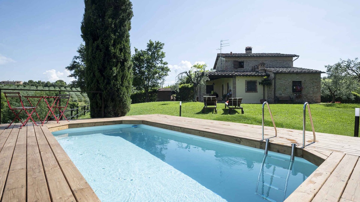 Gambassi Terme House | Holiday home with garden and pool