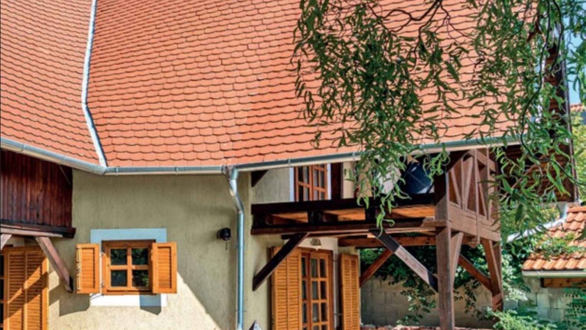 Szentantalfa House | Holiday home with a huge plot of land and a view of the lake
