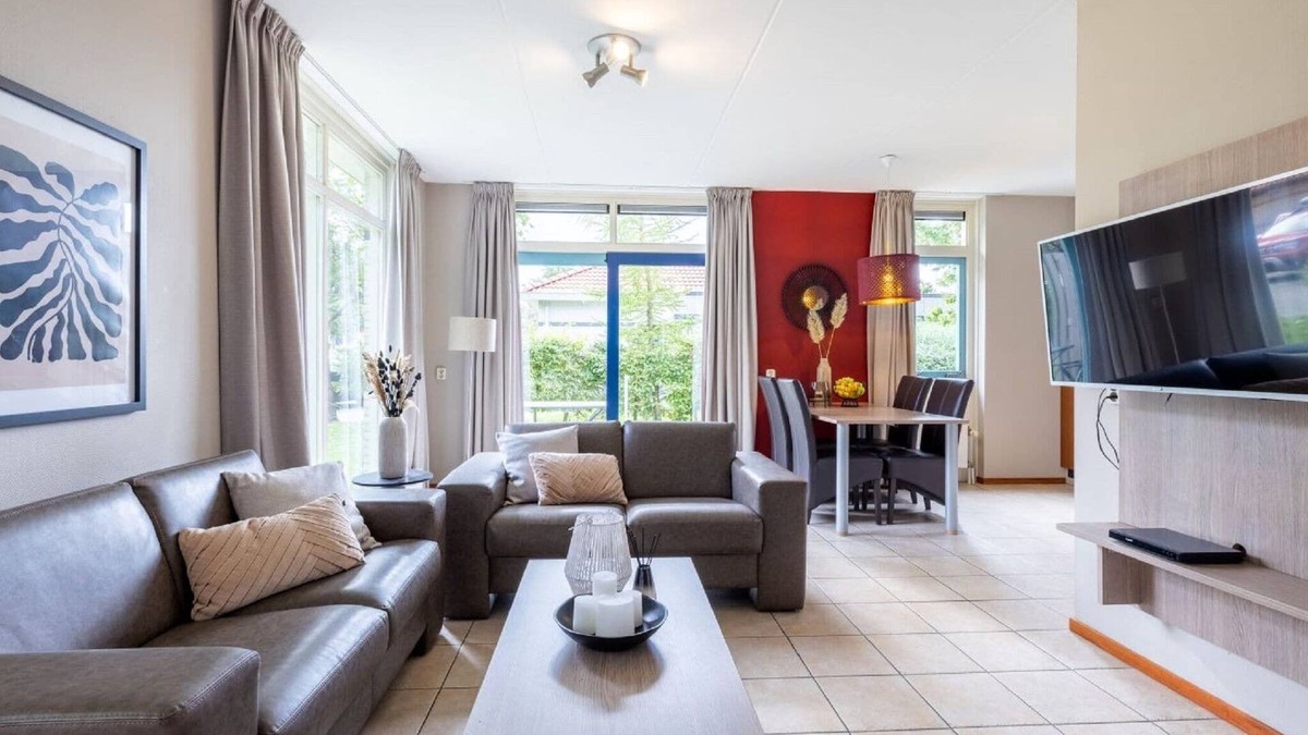 Andijk House | Holiday Home with jetty, 19 km. from Hoorn