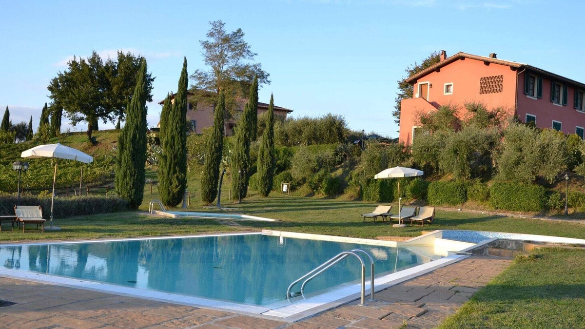 Stabbia House | Holiday home with pool and jacuzzi