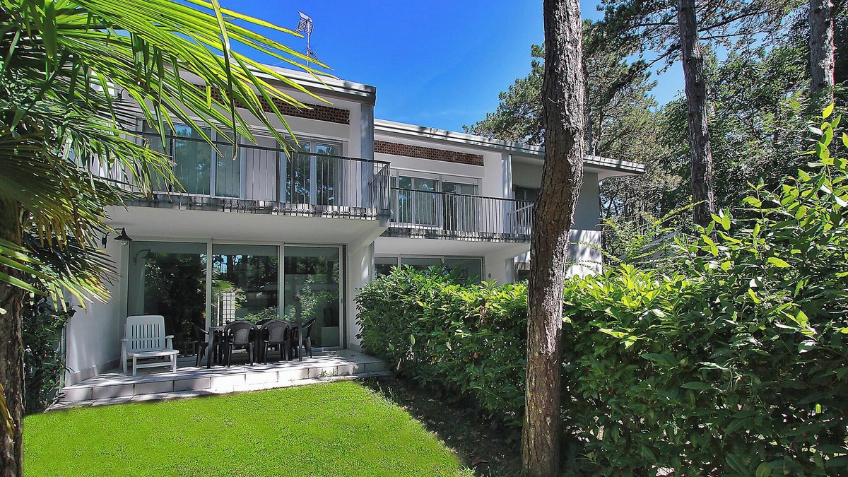 Lignano Pineta House | Holiday home with private garden