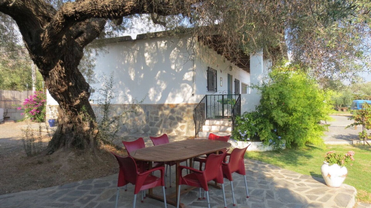 Orgiva Cottage | Holiday home with stunning views, private pool, free unlimited wifi