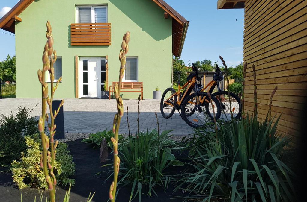 Znojmo House | Holiday Home Znojmo w/Wellness & Wine