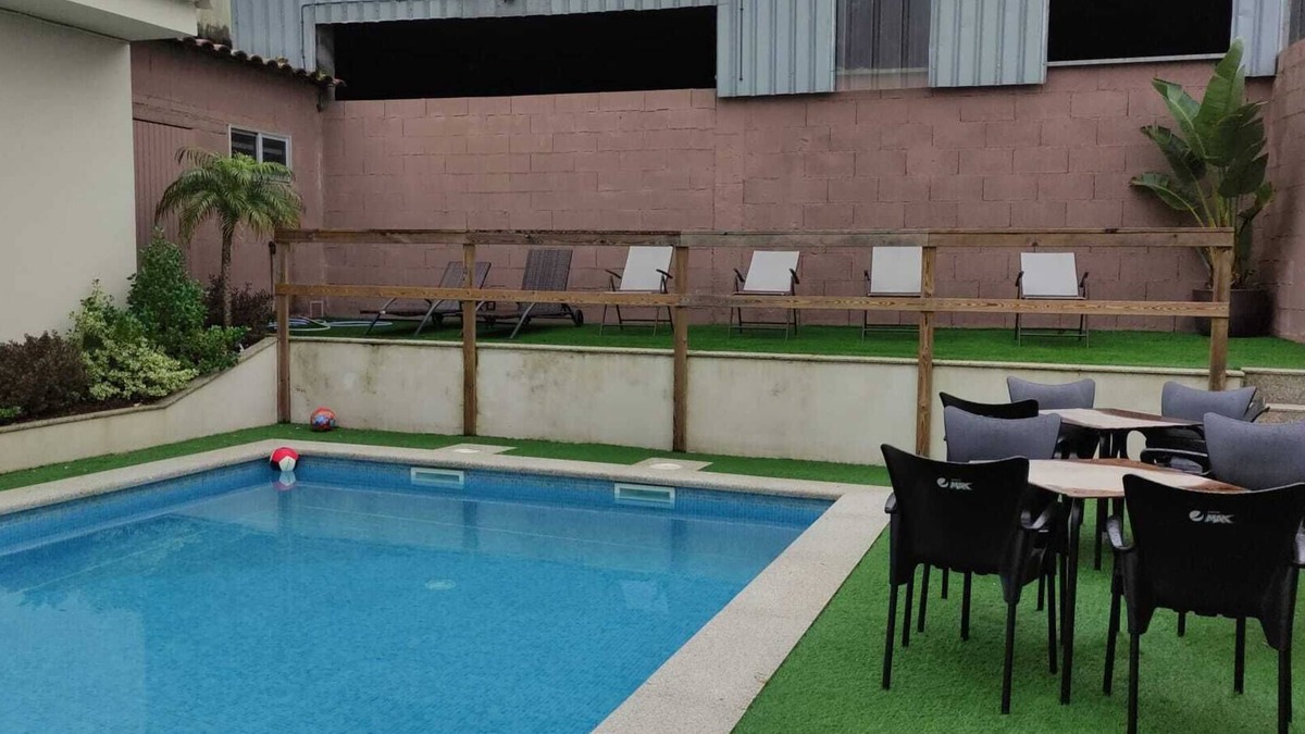 Cambados Apartment | Holiday homes with pool and beach VARIOUS OFFERS