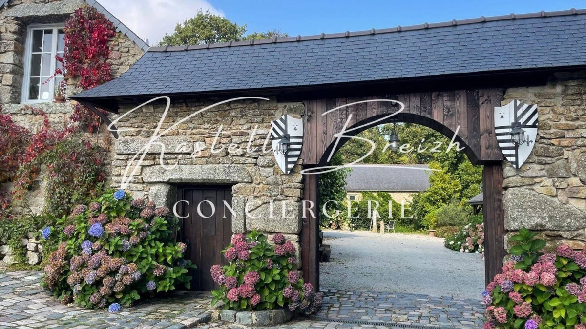 Saint-Gilles-Pligeaux House | Holiday house St Nicolas du Pélem for 1 - 4 persons with 2 bedrooms - Holiday house