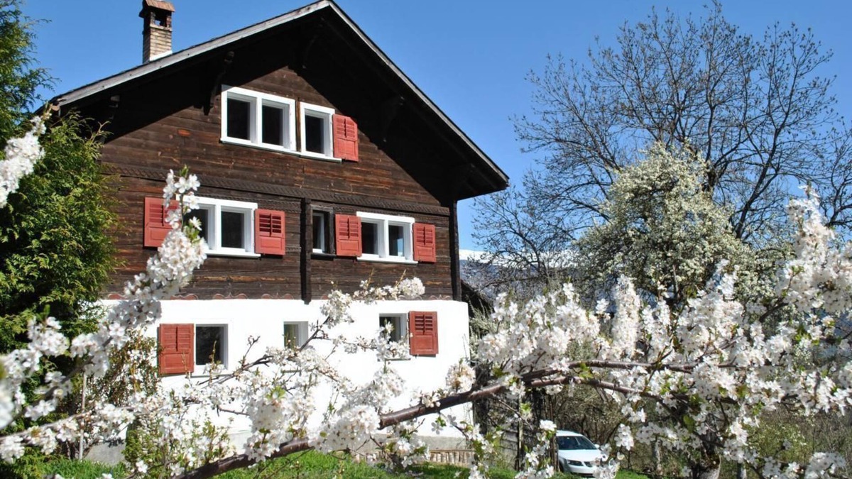 Sevgein House | Holiday house Seewis im Oberland for 1 - 8 persons with 3 bedrooms - Holiday home